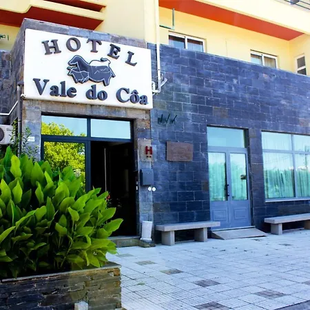 מלון Vale Do Coa 2*